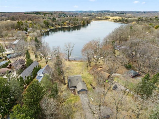 809 Amy Belle Lake ROAD, Hubertus, WI 53033