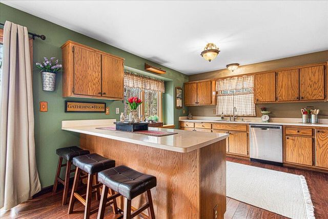 809 Amy Belle Lake ROAD, Hubertus, WI 53033