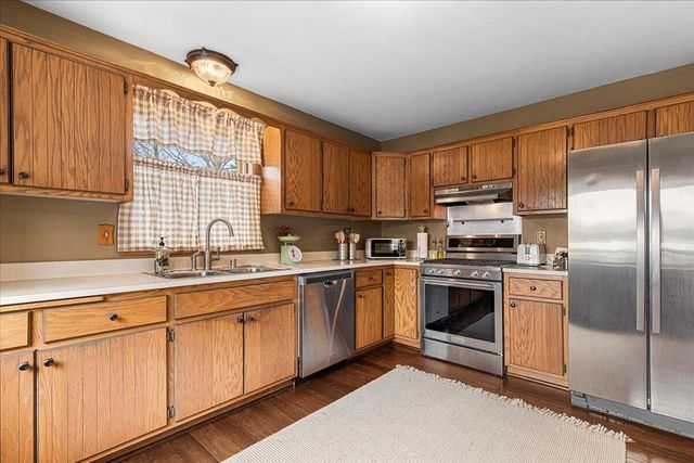 809 Amy Belle Lake ROAD, Hubertus, WI 53033