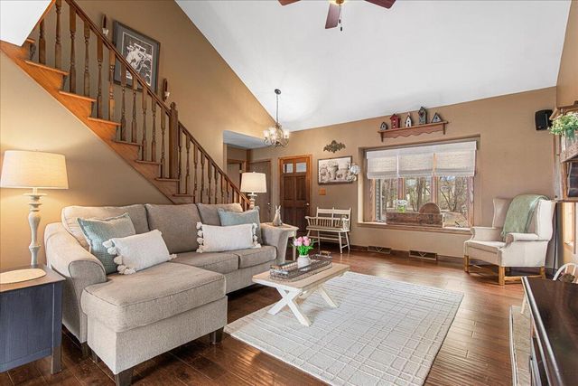 809 Amy Belle Lake ROAD, Hubertus, WI 53033