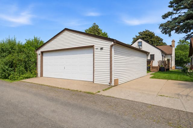 1353 Schletti Street, Saint Paul, MN 55117