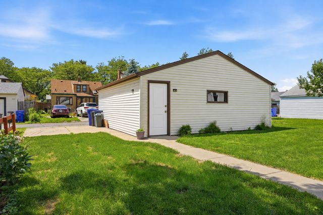 1353 Schletti Street, Saint Paul, MN 55117
