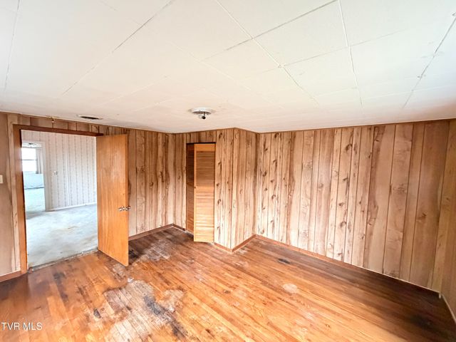 59 Munsey Drive, Lebanon, VA 24266