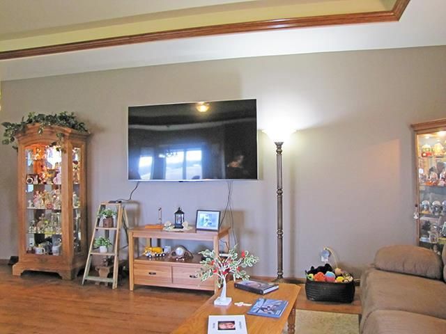 1080 Oakhaven Court, Platteville, WI 53818