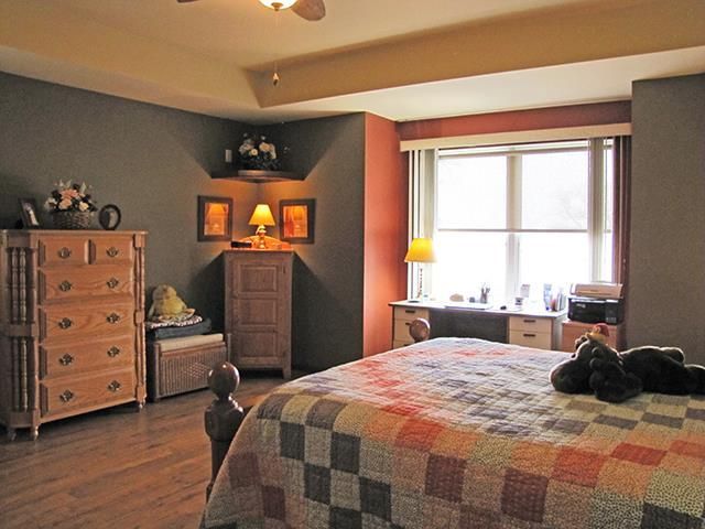 1080 Oakhaven Court, Platteville, WI 53818