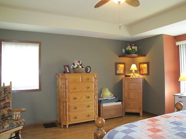 1080 Oakhaven Court, Platteville, WI 53818