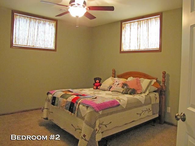 1080 Oakhaven Court, Platteville, WI 53818