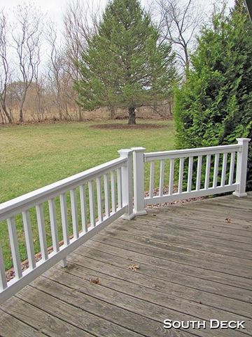 1080 Oakhaven Court, Platteville, WI 53818