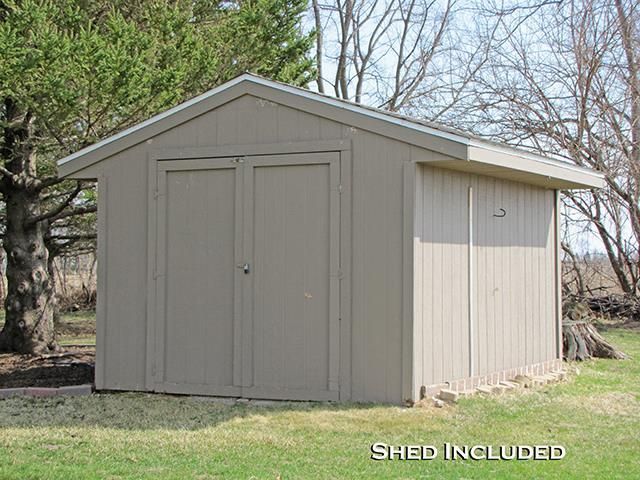 1080 Oakhaven Court, Platteville, WI 53818