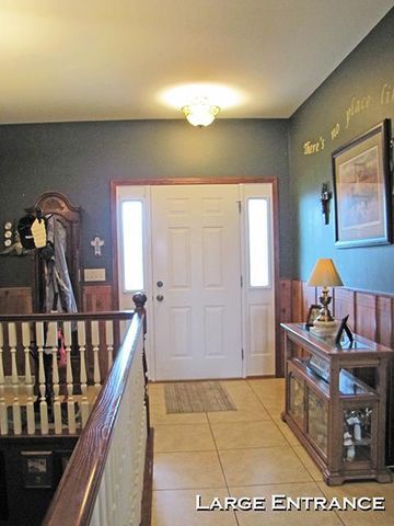 1080 Oakhaven Court, Platteville, WI 53818