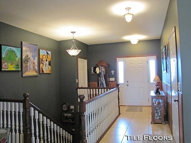 1080 Oakhaven Court, Platteville, WI 53818