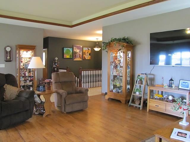 1080 Oakhaven Court, Platteville, WI 53818