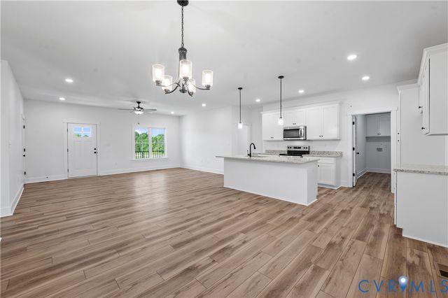 1809 Cartersville Rd, Goochland, VA 23063