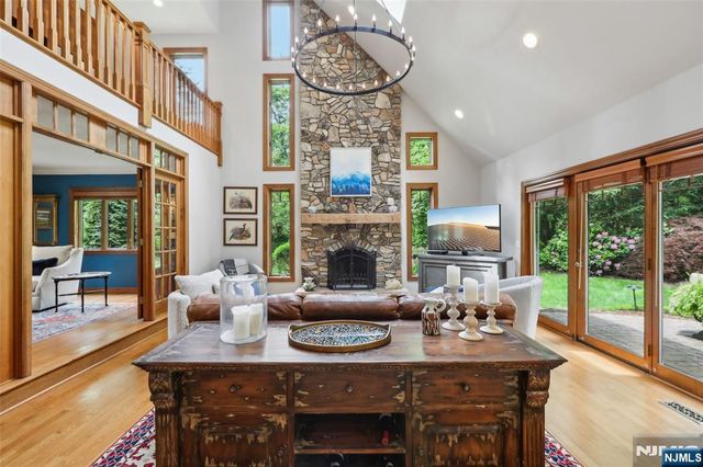 469 Hartung Drive, Wyckoff, NJ 07481