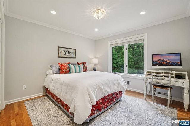 469 Hartung Drive, Wyckoff, NJ 07481