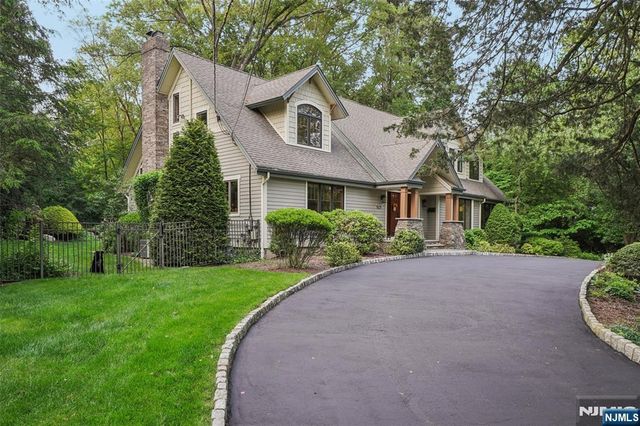 469 Hartung Drive, Wyckoff, NJ 07481