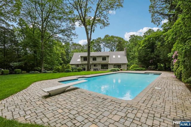 469 Hartung Drive, Wyckoff, NJ 07481