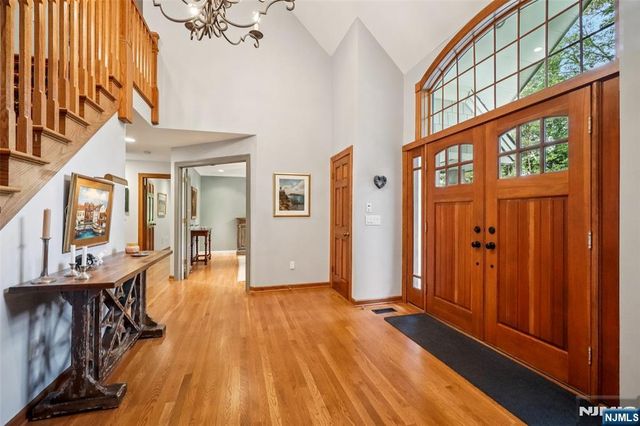 469 Hartung Drive, Wyckoff, NJ 07481