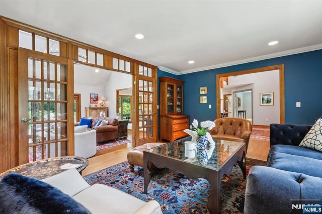 469 Hartung Drive, Wyckoff, NJ 07481