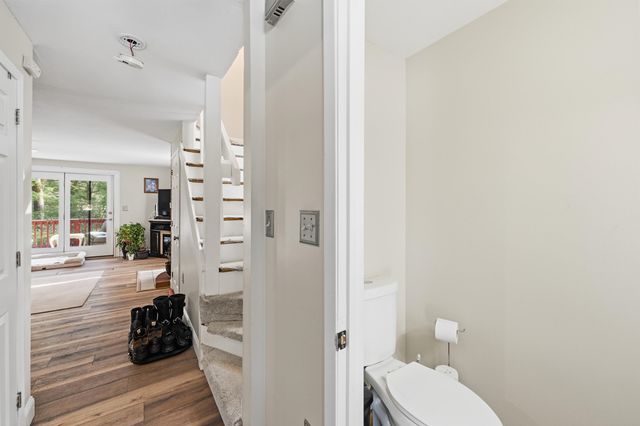 15A David Drive, Hudson, NH 03051