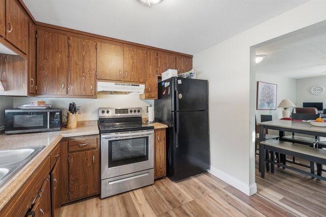 15A David Drive, Hudson, NH 03051