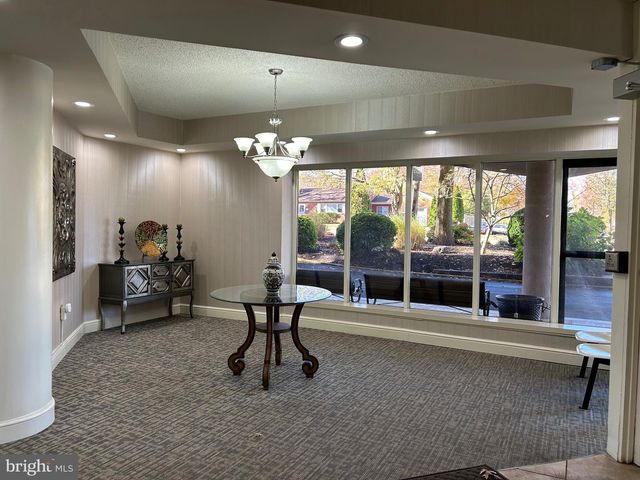 215 CHESTNUT PL, Cherry Hill, NJ 08002