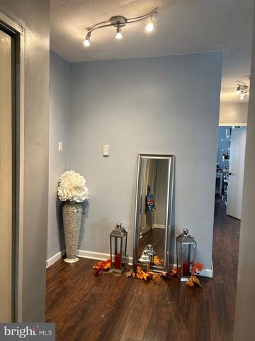 215 CHESTNUT PL, Cherry Hill, NJ 08002