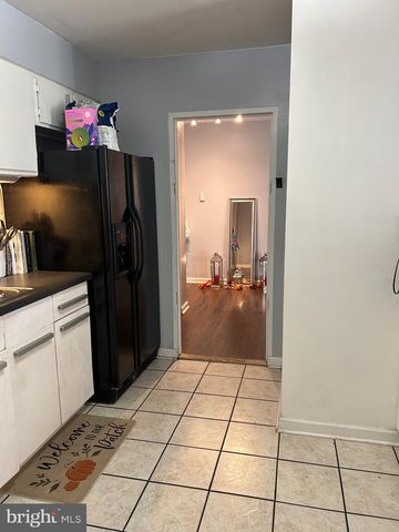 215 CHESTNUT PL, Cherry Hill, NJ 08002