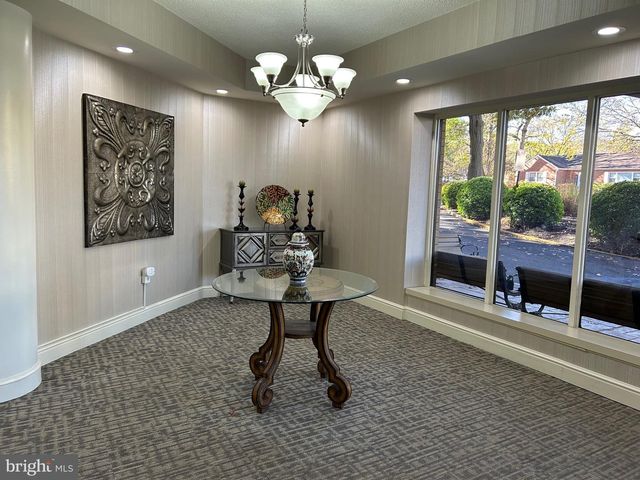 215 CHESTNUT PL, Cherry Hill, NJ 08002