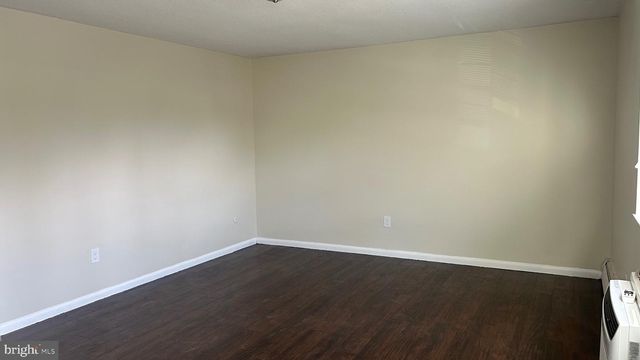 215 CHESTNUT PL, Cherry Hill, NJ 08002