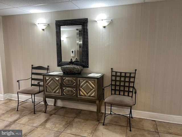 215 CHESTNUT PL, Cherry Hill, NJ 08002