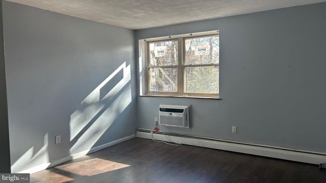 215 CHESTNUT PL, Cherry Hill, NJ 08002