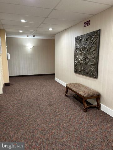 215 CHESTNUT PL, Cherry Hill, NJ 08002