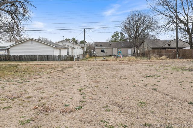 1602 8th NW, Ardmore, OK 73401