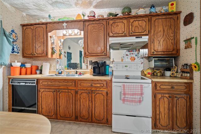 1602 8th NW, Ardmore, OK 73401