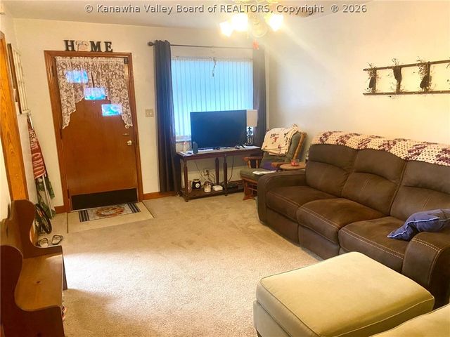 118 Alameda Street, St Albans, WV 25177