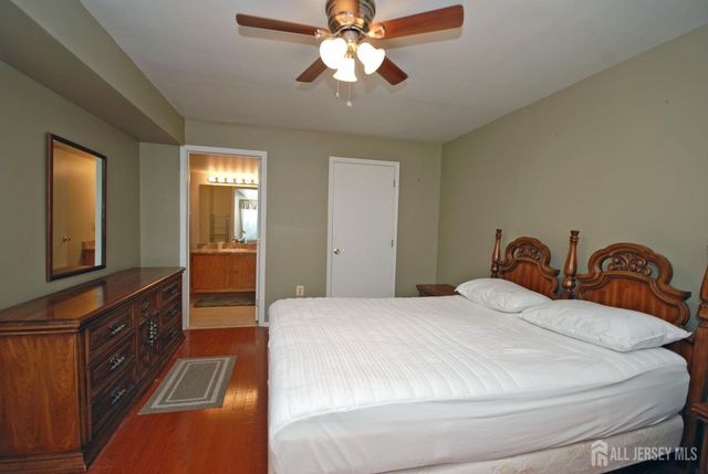 1101 Stony Brook Way, North Brunswick, NJ 08902