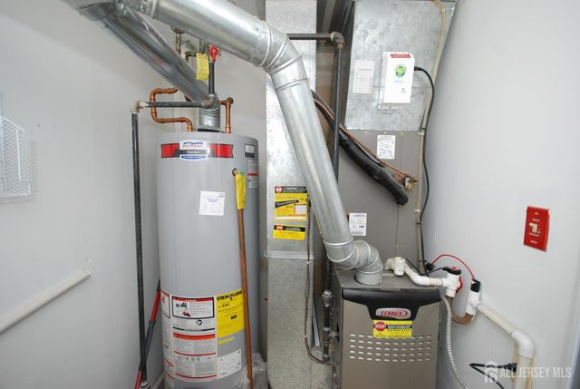 1101 Stony Brook Way, North Brunswick, NJ 08902