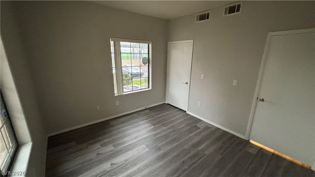 2051 Hussium Hills Street 101, Las Vegas, NV 89108