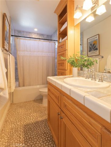 2378 Avenida Otono, Thousand Oaks, CA 91362