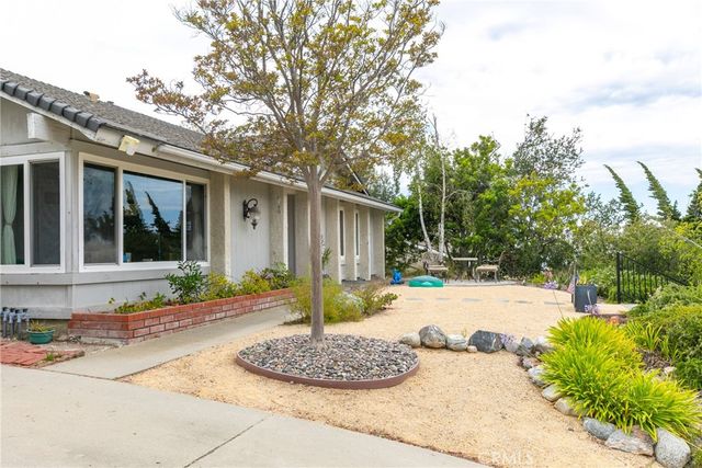 2378 Avenida Otono, Thousand Oaks, CA 91362