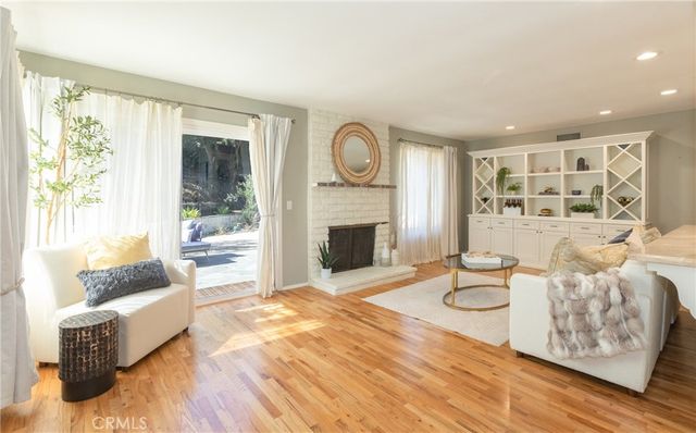 2378 Avenida Otono, Thousand Oaks, CA 91362
