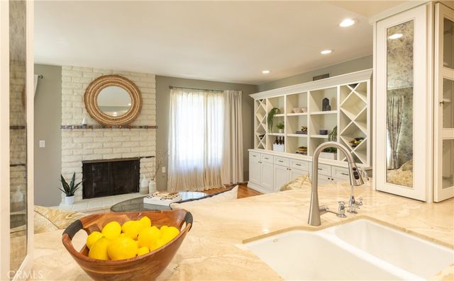 2378 Avenida Otono, Thousand Oaks, CA 91362