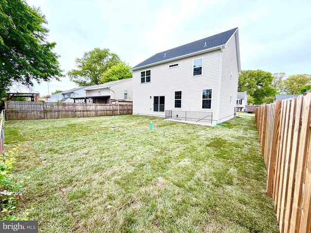 725 220TH ST, Pasadena, MD 21122