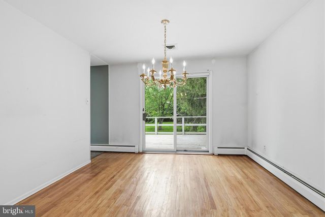 1198 STRATHMANN DR, Southampton, PA 18966
