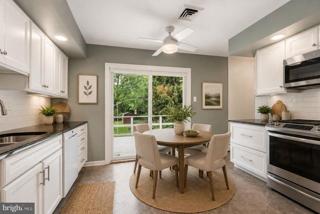 1198 STRATHMANN DR, Southampton, PA 18966