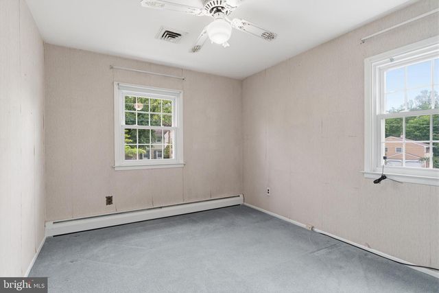1198 STRATHMANN DR, Southampton, PA 18966