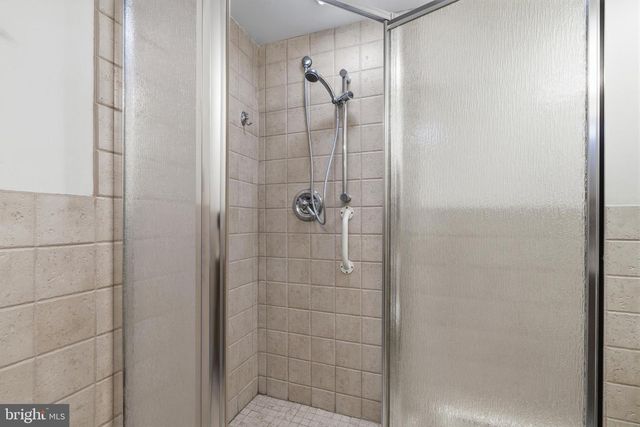 1198 STRATHMANN DR, Southampton, PA 18966