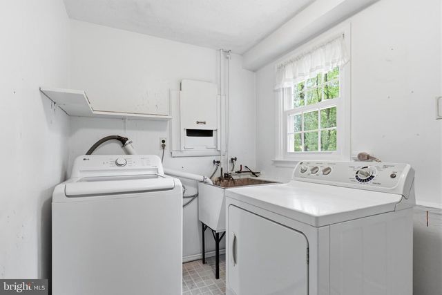 1198 STRATHMANN DR, Southampton, PA 18966