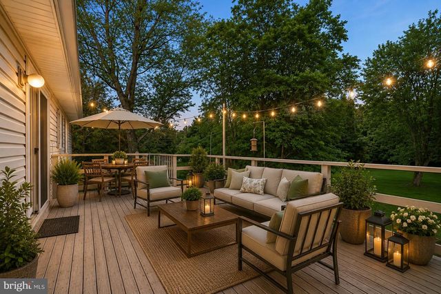 1198 STRATHMANN DR, Southampton, PA 18966